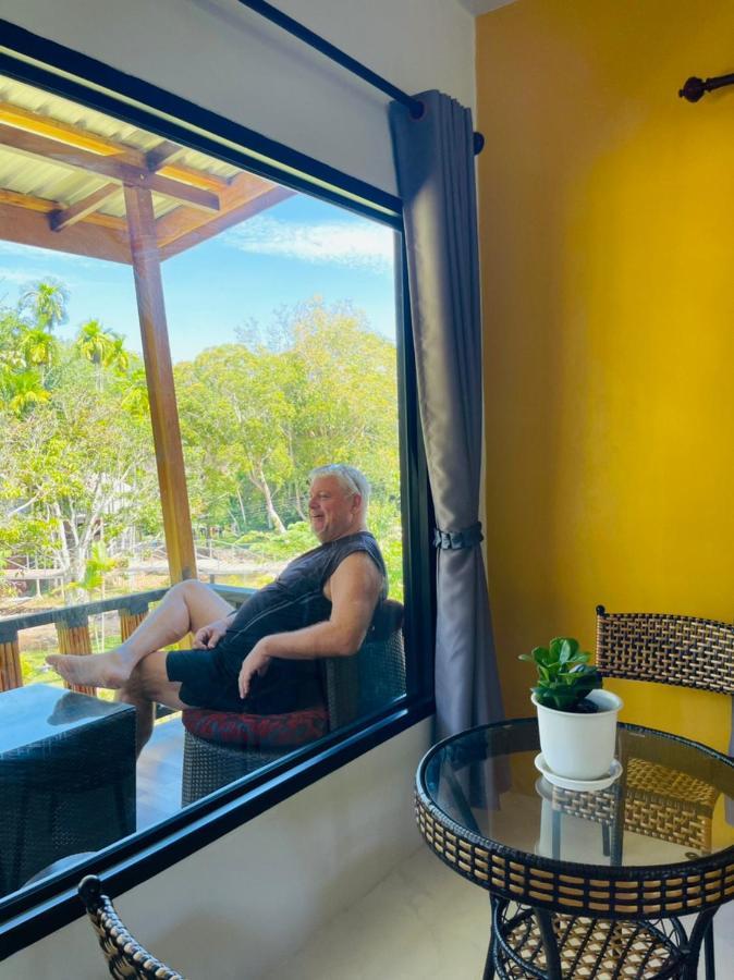 Phurin Thara Resort Koh Lanta Exterior photo